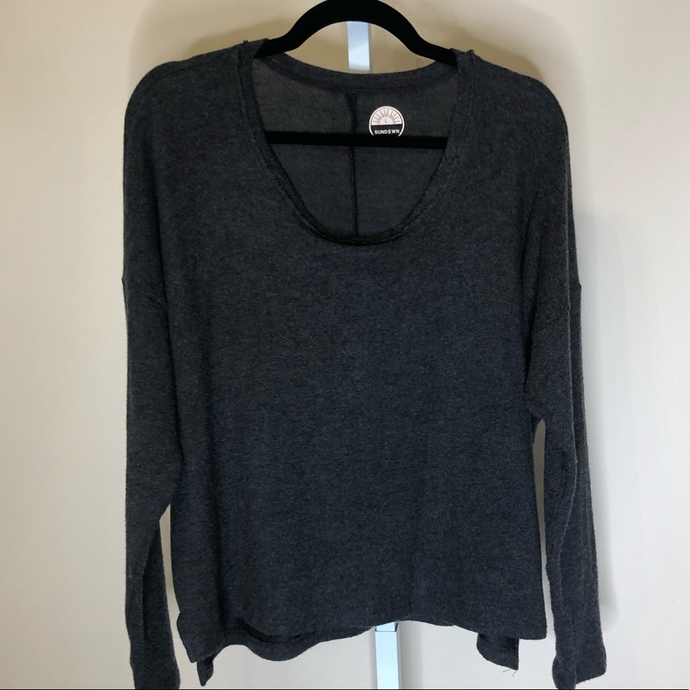Sundown Oversized GreyvSoft Top (L)